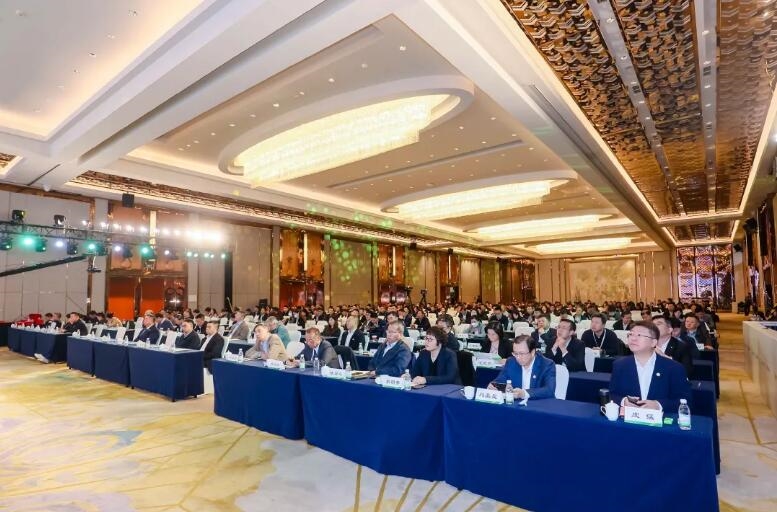 加快發(fā)展新質(zhì)生產(chǎn)力 推進(jìn)中國(guó)環(huán)衛(wèi)現(xiàn)代化——2024中國(guó)城市環(huán)境衛(wèi)生協(xié)會(huì)年會(huì)暨中國(guó)環(huán)衛(wèi)博覽會(huì)在京盛大召開(kāi)！