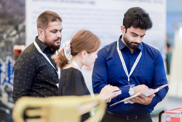 WOCA博覽會(huì)，出口好平臺(tái) | 政策賦能×全球視野！WOCA 2025助地坪企業(yè)“零門檻”出海，搶占萬(wàn)億國(guó)際市場(chǎng)！